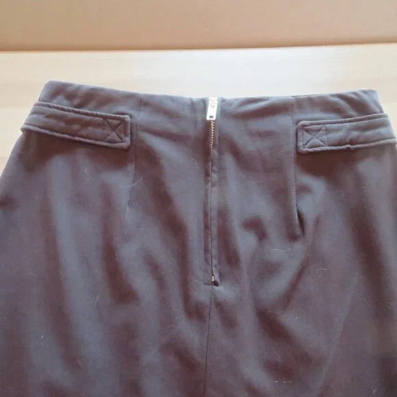 Modcloth Women's Black A-Line Skirt, Front Pleats, Size 0,  NWOT - Picture 7 of 10